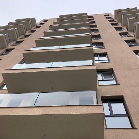 Cozy 2-Room Penthouse Lakeview W14 Bucarest Esterno foto