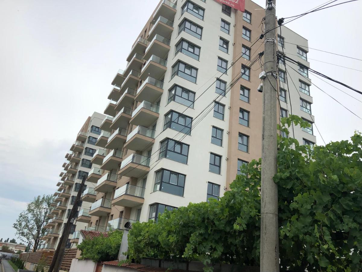 Cozy 2-Room Penthouse Lakeview W14 Bucarest Esterno foto