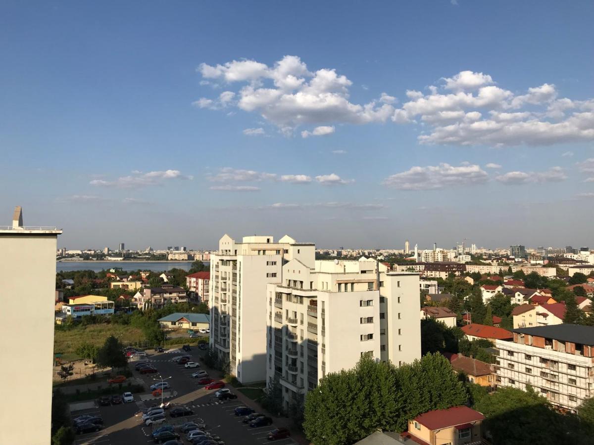 Cozy 2-Room Penthouse Lakeview W14 Bucarest Esterno foto