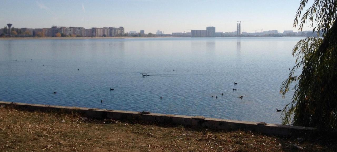 Cozy 2-Room Penthouse Lakeview W14 Bucarest Esterno foto